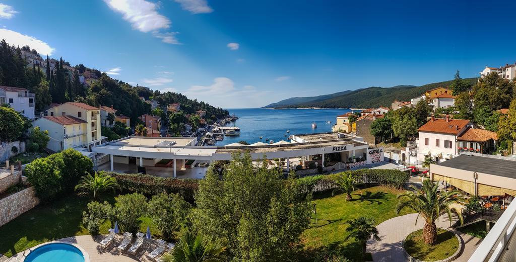 Hotel Amfora Rabac Exterior photo